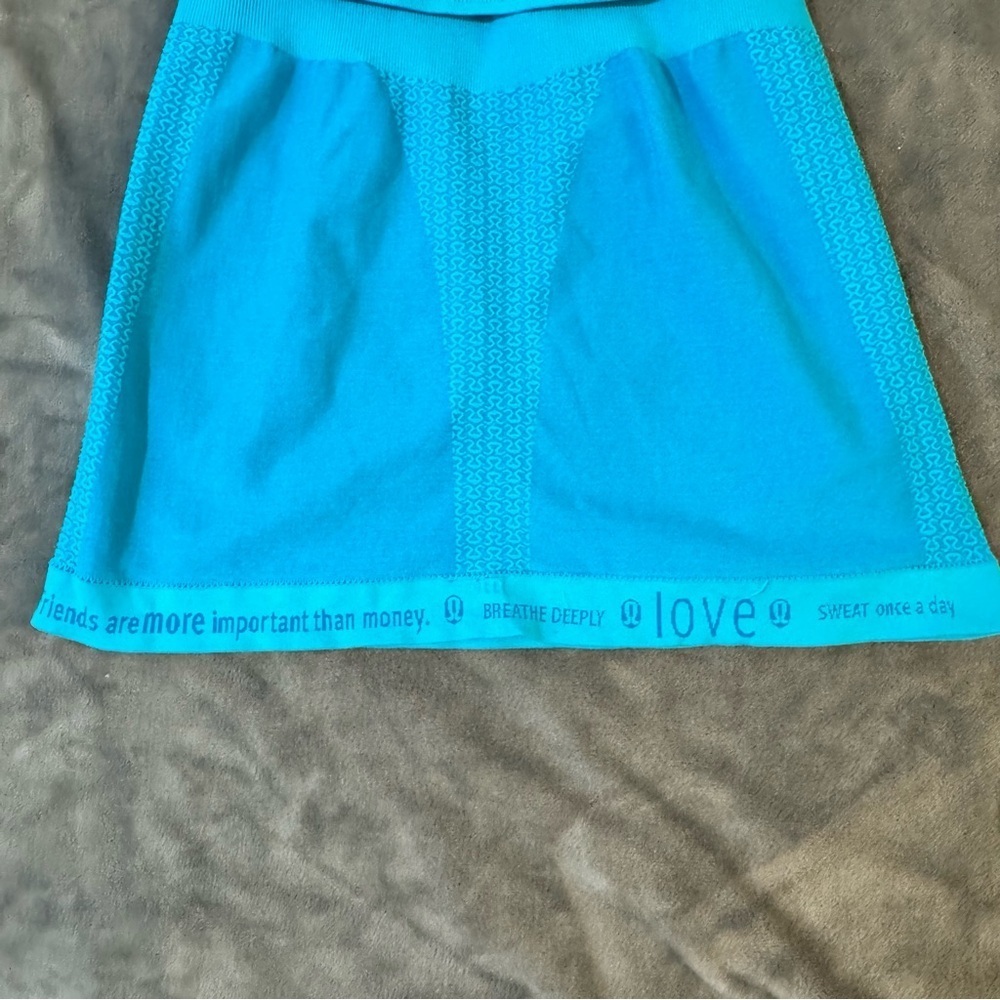 Lululemon Heart Rate Monitor Tank

#120 - Picture 7 of 9